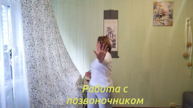 Мягкие скручивающие упражнения при проблемах с поясницей