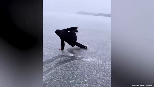 Постарайтесь не засмеяться Подборка лучших смешных видео Неудачи, розыгрыши и смешные моменты 26