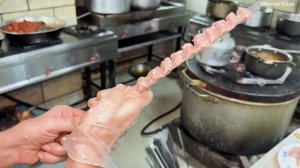 Крошечный ресторанчик на Тегеранском базаре.