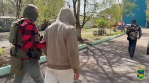 За помощь аферистам во взломе аккаунтов россиян на портале госуслуг задержаны два юноши из Приморья