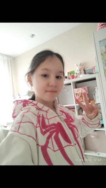 С этой кофтой столько воспоминаний