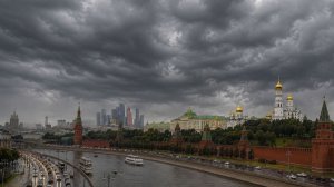 Циклон нагнал тучи в Москву. Знойный воздух в Шымкенте раскалился до +48 градусов. Погода в СНГ