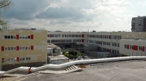 В Дзержинском продолжается капитальный ремонт школы и детского сада