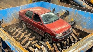 Огромный измельчитель против автомобиля. Гигантский промышленный измельчитель. АСМР