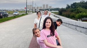 Весенняя прогулка с близкими