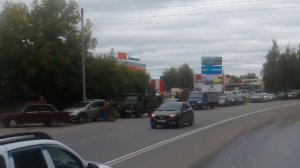 Утро 17.07.2026. Огромная очередь перед заправкой «Лукойл» в городе Вязники Владимирской области