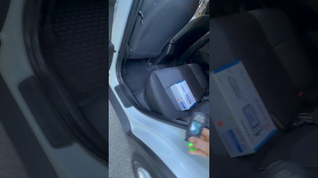 Белая Hyundai CRETA, 2017 Года один владелец смотреть онлайн