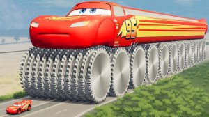 Большой и маленький молния маквин против ГИГАНТА BeamNG.Drive - BeamNG
