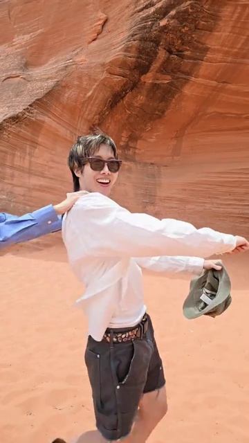 fam😁🤩 #Jhope #BTS 20260530