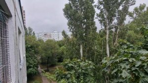 ЛЬЁТ ДОЖДЬ И ХОДЯТ ТУЧИ🤩🥰💭
