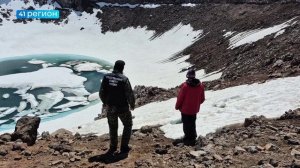 СЛЕДОВАТЕЛИ ПРОШЛИ МАРШРУТОМ ПОКАЛЕЧИВШЕГОСЯ НА ВУЛКАНЕ ГОРЕЛЫЙ ТУРИСТА • ПРЯМАЯ РЕЧЬ