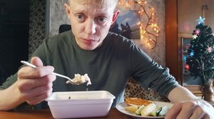 Мукбанг// Лапша Лагманная Роллтон Маринованная Кукуруза Огурец И Хлеб С Кабачковой Икрой