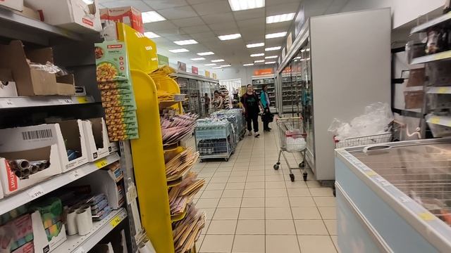 Наталики. Зашла купить мороженное смотреть онлайн