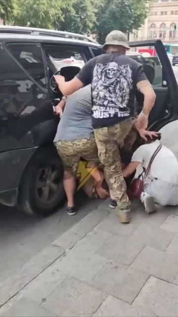Прекрасное ТЦК. Украинский не доброволец. смотреть онлайн