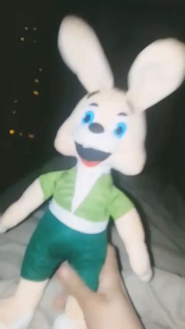 Заяц Танцует