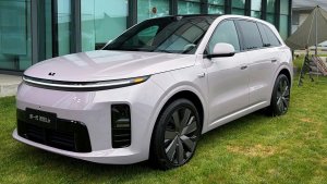 Обновленный Li Auto L6 получил салон флагмана, но цена не изменилась - все подробности о кроссовере