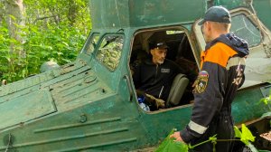 На Камчатке нашли и спасли сторожа, застрявшего в лесу на сломавшемся вездеходе