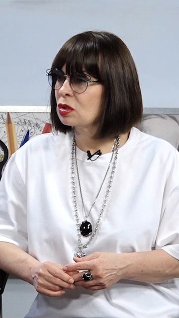 На каком боку спать? Невролог Екатерина Кабаева