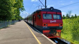 ЭТ2М 059 отправляется на Санкт-Петербург Балтийский вокзал от станции Красное Село.