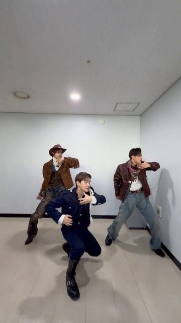 Crown👑 with ENHYPEN JAY & andTEAM EJ @ENHYPEN @&TEAM #Crown #EXO #weareoneEXO #Crown #REVERXE