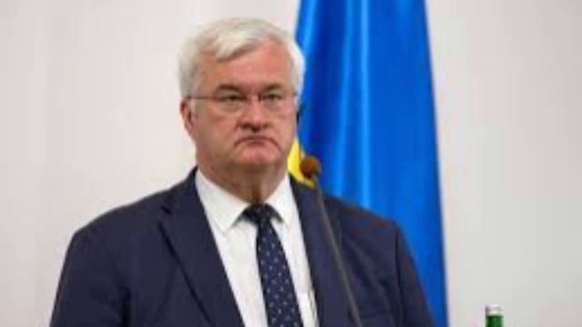 Перестановки украинского кабина, Сибигу понижают в должности