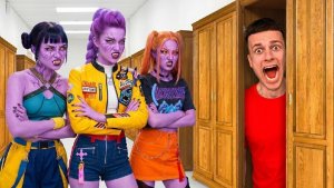 ПРЯТКИ ОТ ЗЛЫХ KPOP DEMON HUNTERS В 3:00 НОЧИ