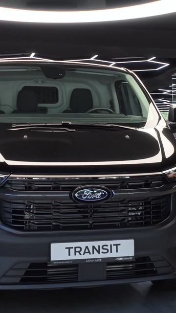 Ford Transit черный