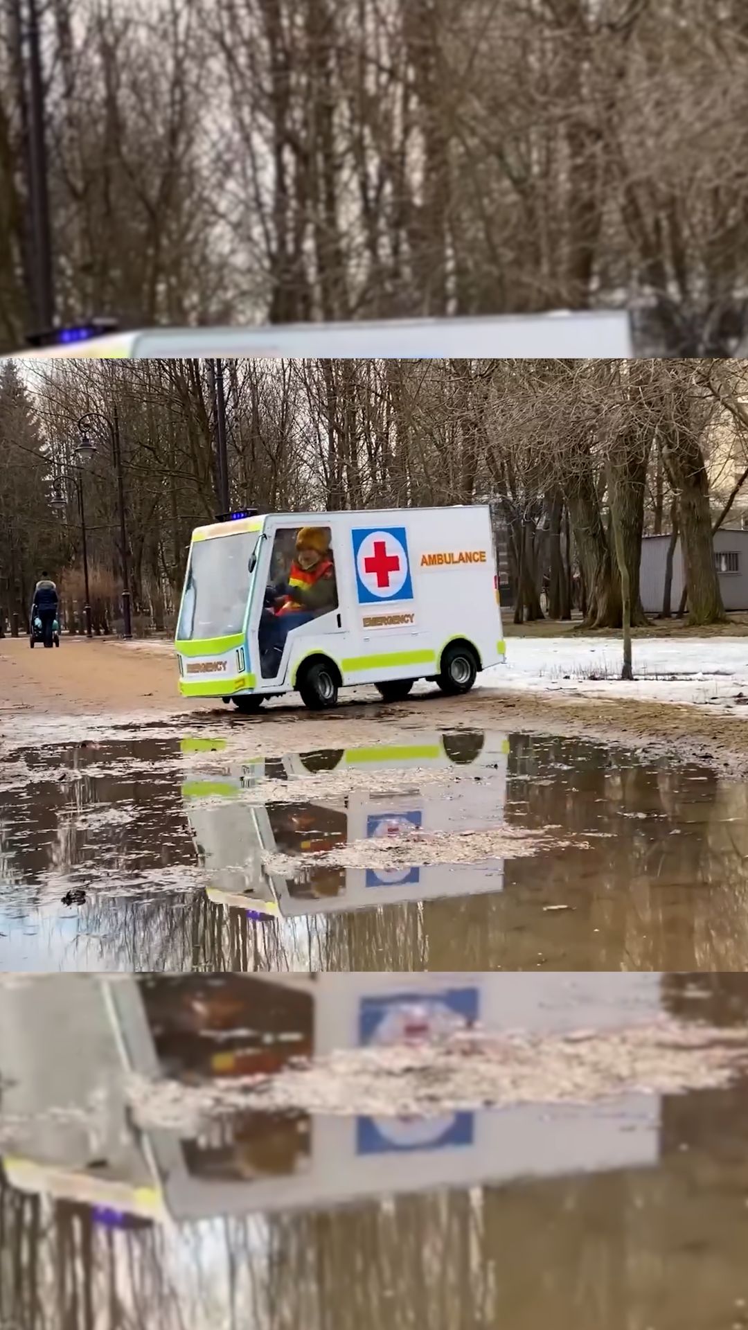 Машина скорой помощи спешит на помощь! 🚑