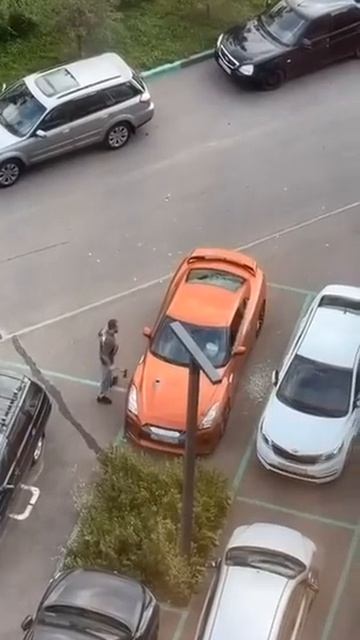 ЧП Мужчина с топором...