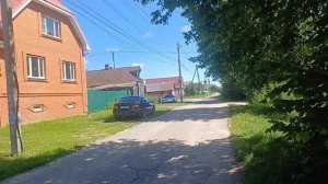Советская площадь- улица. Магазины.