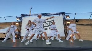5‑й юбилейный Zumba White Party Open Air в Казани — 2026!
🎶J Balvin, Jay Wheeler - OTRO FILI