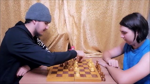 Dемократический Xаос Dома (ДХД)
