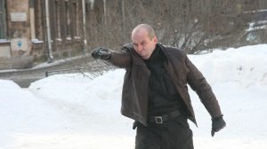 Сцена из фильма БС  (бывший сотрудник) реж.Олег Ларин
