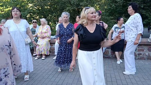 Ну-ка хватит ....... 18.07.26 Гомель парк Луначарского 🥰💫 смотреть онлайн