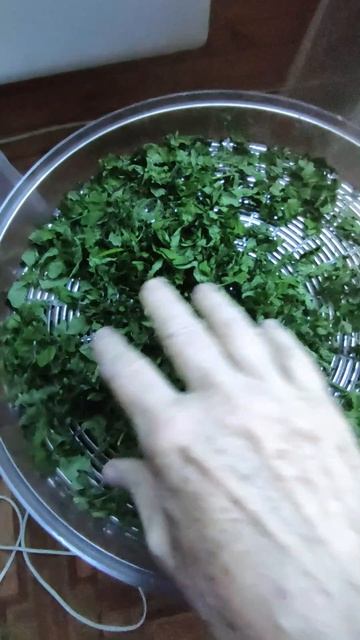 Петрушка сушёная.