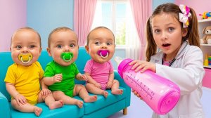 Няня понарошку! Весёлая игра с малышом 👶🍼