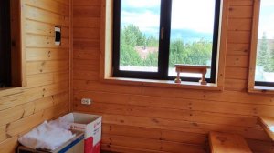 Субботний денёк! Немного поработала, полола грядки. Сидим с Валерой ждём дождя! 😢