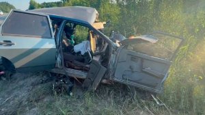 Два человека погибли и еще три пострадали в аварии в ХМАО