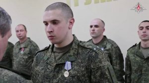 Начальник Генерального штаба ВС РФ вручил госнаграды военнослужащим