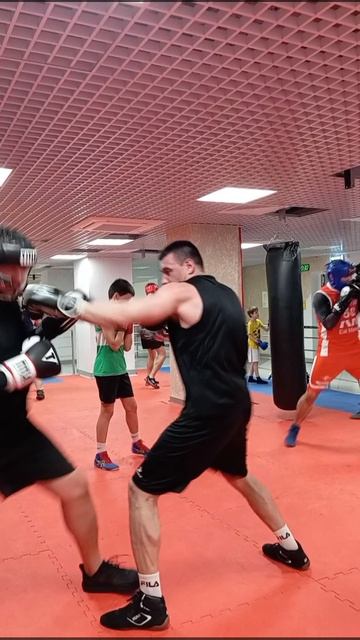 🥊Бокс в Ялте🌍 🕖19:00 ✅Понедельник ✅ Среда ✅ Пятница ☎️ +79783343200 по всем вопросам🤝