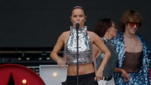 Zivert: open-air Нового Радио в Лужниках | Зелёные волны, Beverly Hills, Эгоистка, GAZ, БАНК #zivert
