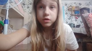 показала игрушки оригинальной