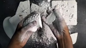 ASMR crush chalk