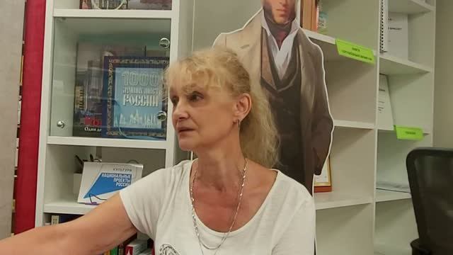 Алёна Костина. Знакомство с автором. Донецие поэты читают свои стихи + смотреть онлайн