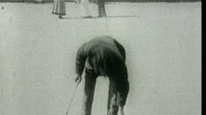 «Любимчик хозяйки» (The Landlady's Pet, 1914) — Чаплин в комедии ревности и волшебного фонаря 🎩📸