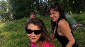 Гламурно отдыхаем! Шашлык от Безумного Паши. Иришка Чики Пики танцует от радости
