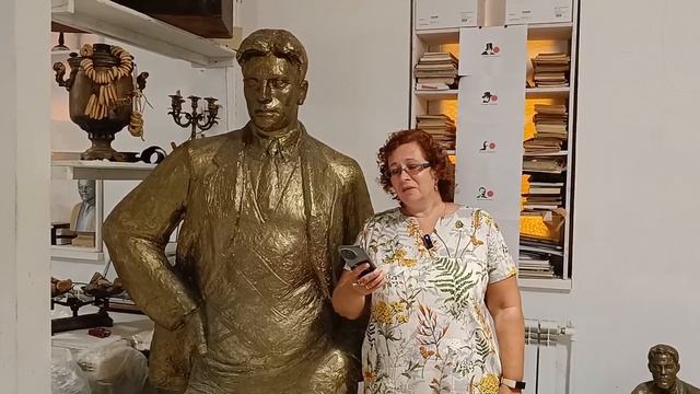 РАЗГОВОР С МАЯКОВСКИМ НА АКУЛОВОЙ ГОРЕ В ПУШКИНО стихотворение Оксаны Москаленко, читает автор смотреть онлайн