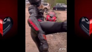 = МОТОТАНЯ : ЗАВЕДУ МОТОЦЫКЛ =