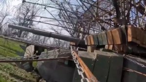 Ждали Армату, а дождались ＂Ежей＂ и ＂Одуванов＂! Как танки изменились сегодня？