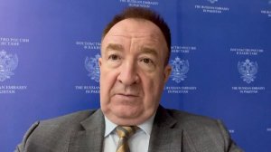 Игорь Панарин после выступления перед соотечественниками в Посольстве России в Пакистане